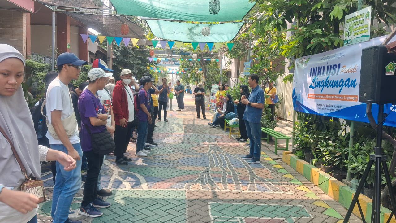 Outing Creative Inklusi, Puluhan Anak Berkebutuhan Khusus Belajar Kelola Sampah